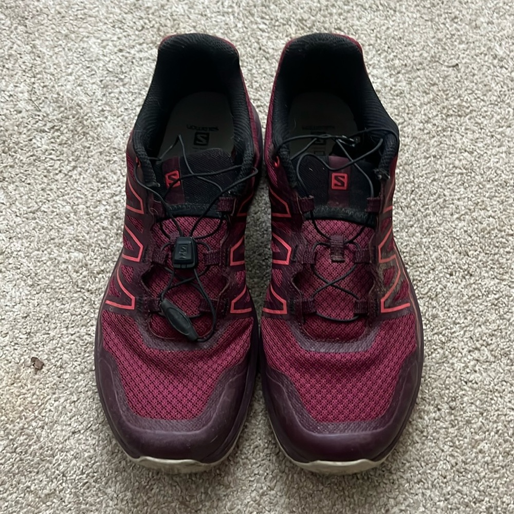 Magenta Solomon trail runners size 10.  WORN ONCE!!